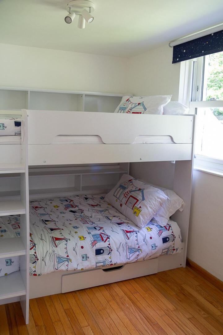 Charlestown Cottage, Woodburner, Gardens & Parking 외부 사진