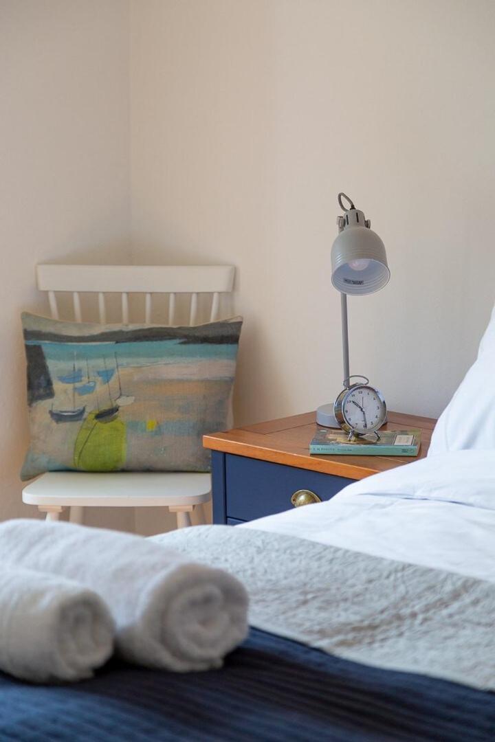 Charlestown Cottage, Woodburner, Gardens & Parking 외부 사진