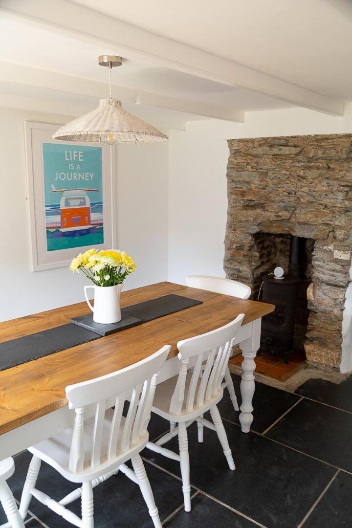 Charlestown Cottage, Woodburner, Gardens & Parking 외부 사진